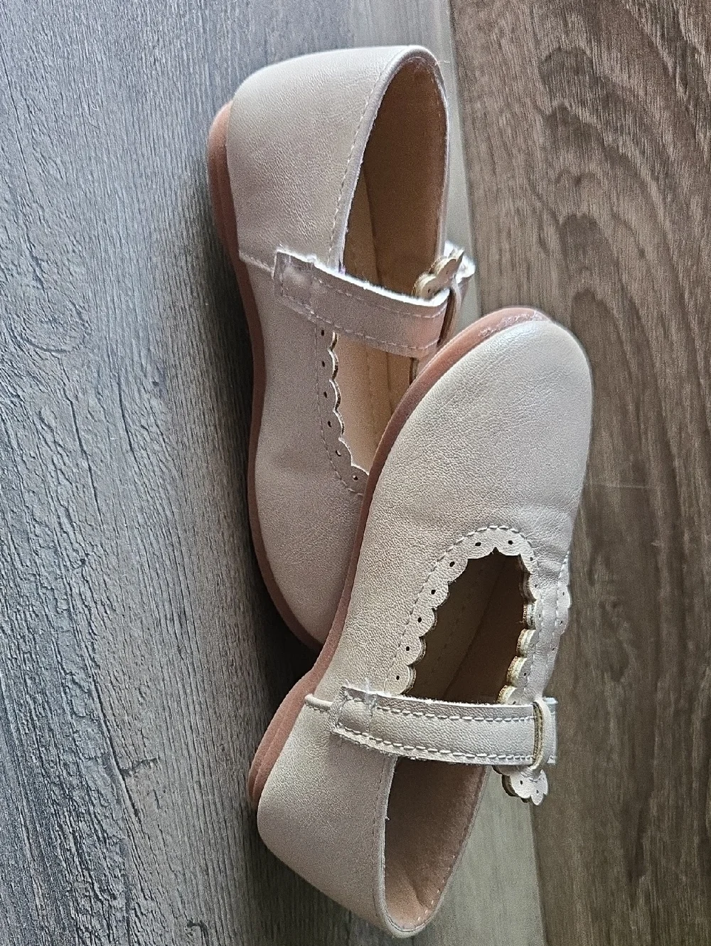 Girls' T-Strap Dress Shoes in Pale Pink